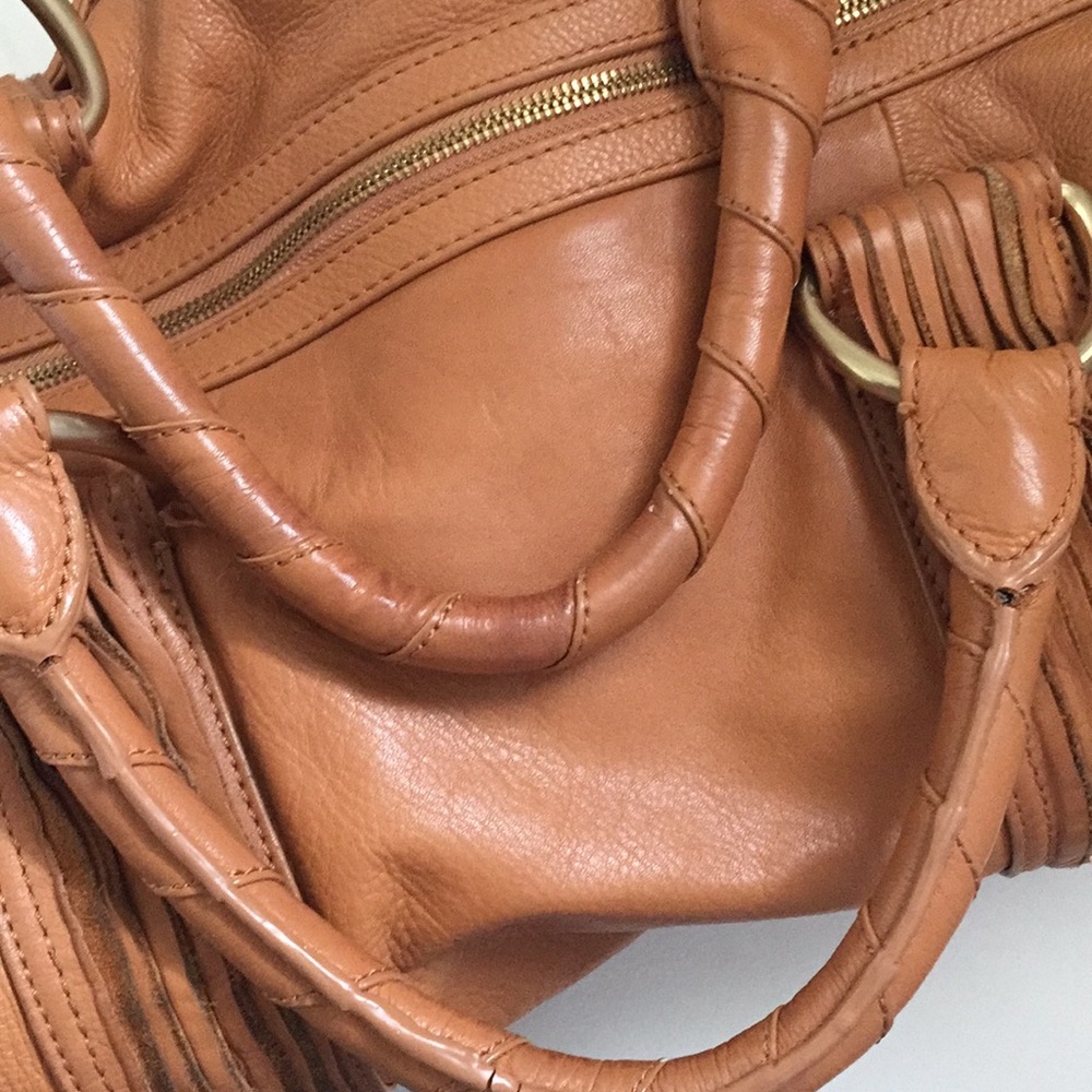 Tahari 100% leather satchel - Picture 3 of 7